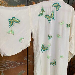 Beautiful Vintage White Silk Crepe Gold Teal and Green Butterflies Kimono Size M